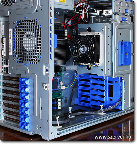 Intel RC1n torony szerver 5