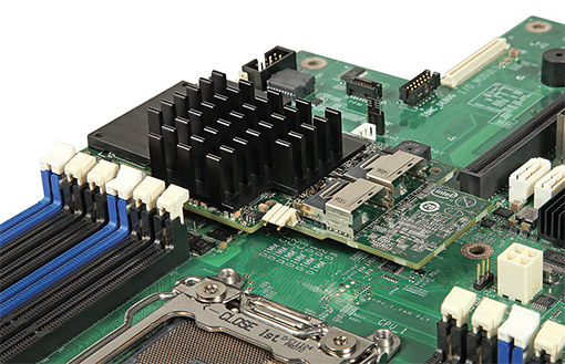 Intel integrált SAS RAID modul RMS25CB080